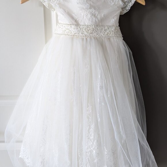 Simply Beautiful Ivory Lace and Tulle Special Occasion Dress for Girls - Picture 5 of 11
